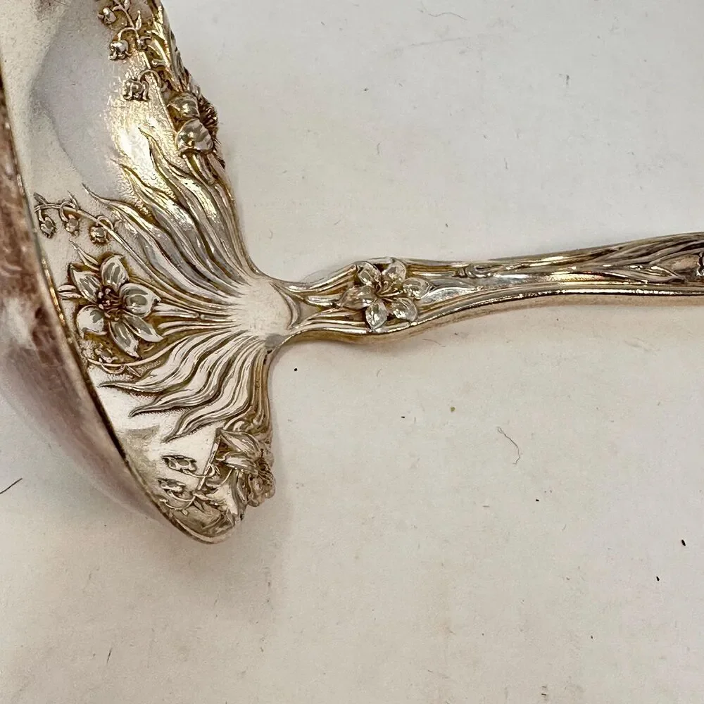Antique 1909 Rogers & Bro Florette Silverplate Gravy Sauce Ladle Serving Spoon